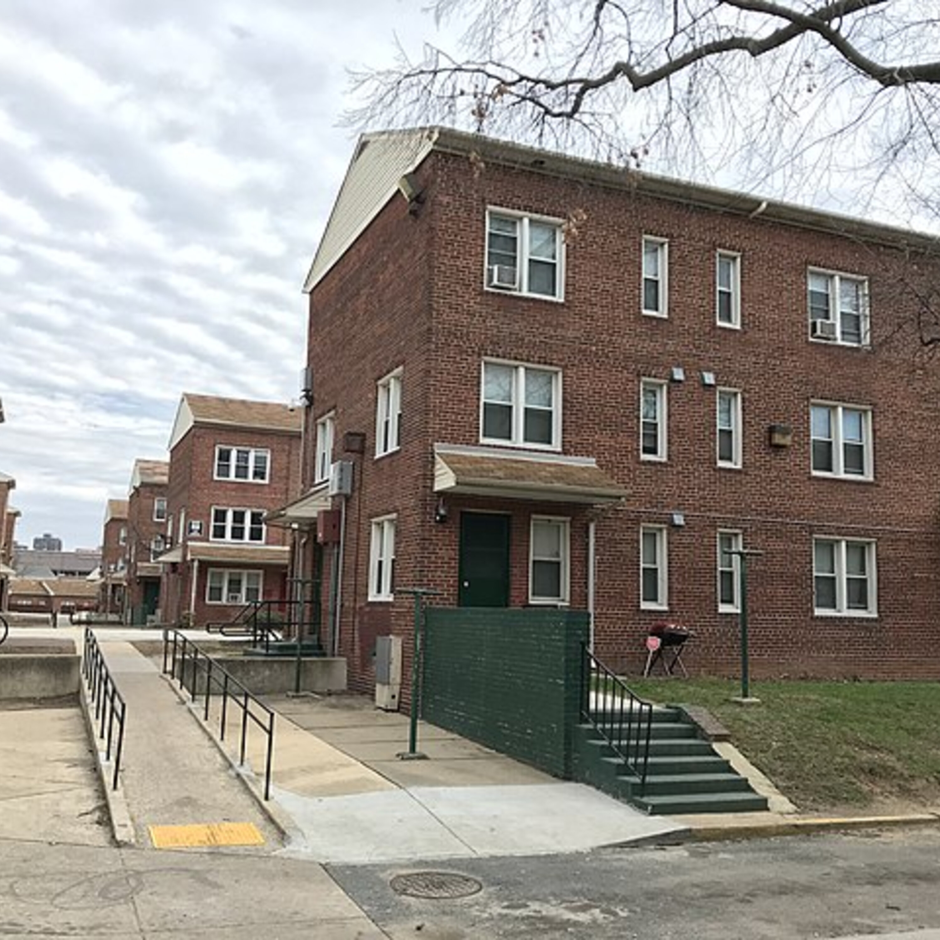 Mayor Scott Vetoes The City Council's Security Deposit Bill: Analysis With WYPR's Sarah Kim